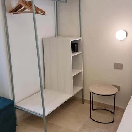 Dimora Garibaldi 4* 페스키치