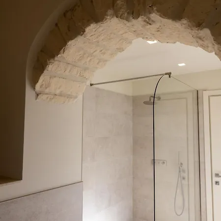 B&B Dimora Garibaldi 4*