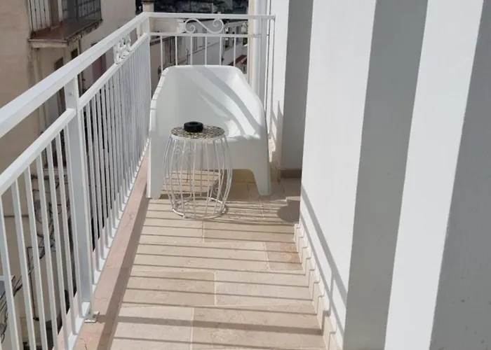 לינה וארוחת בוקר Dimora Garibaldi פסקיצ'י